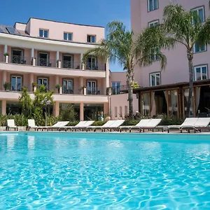 https://golden-tulip-rome-airport.it-romehotels.com